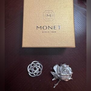 3 brooches - 1 New In Box (Monet)